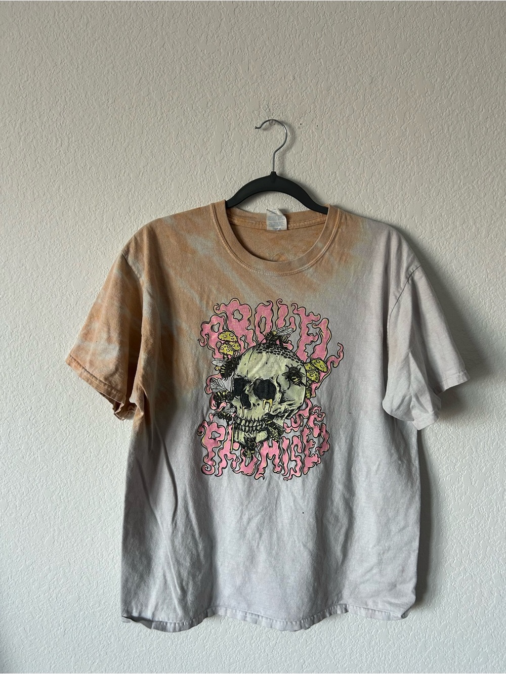 Broken Promises "How Could You Bee So Heartless" Graphic Tee L